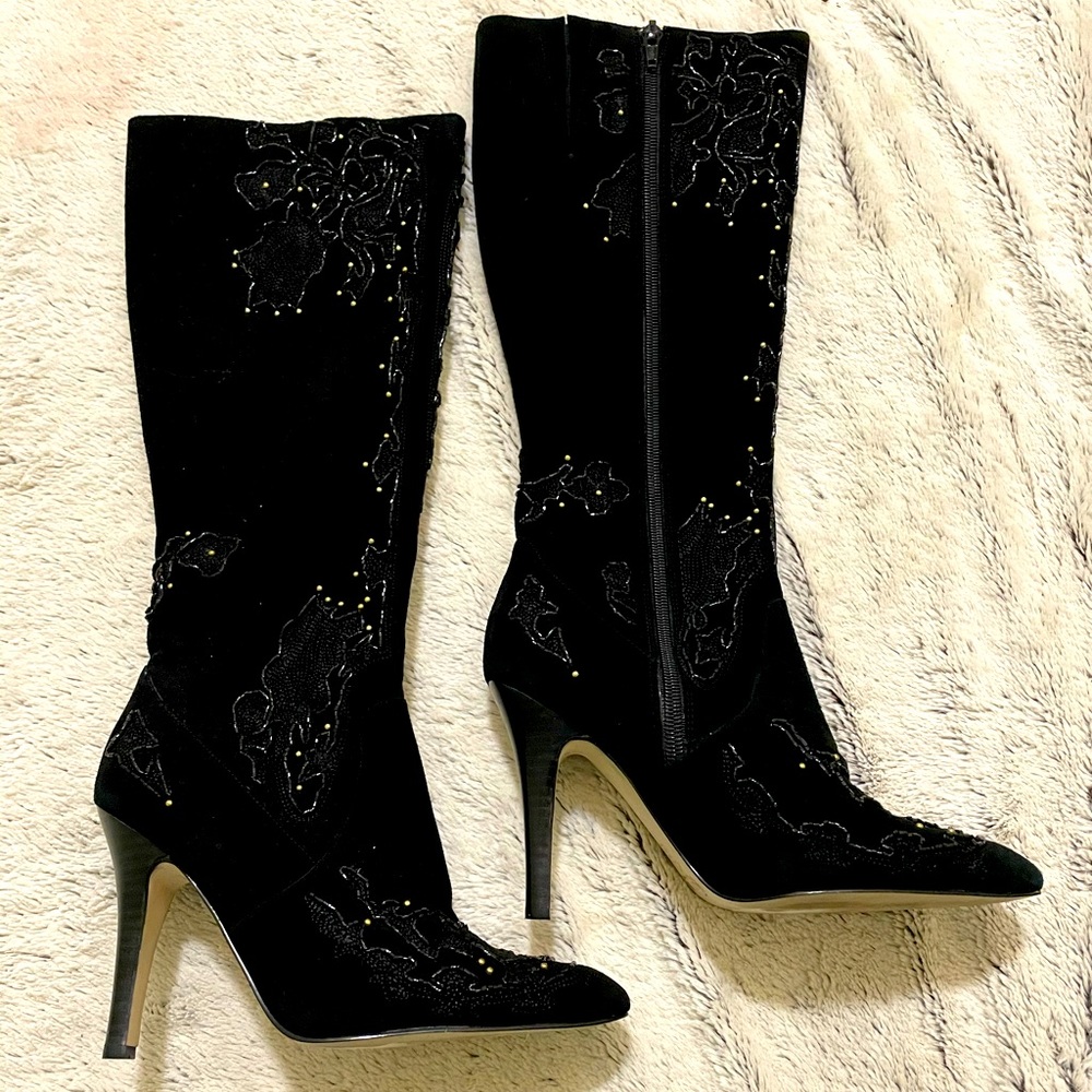 Gorgeous Nina boots with beaded design